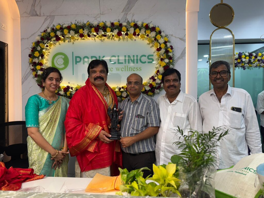 నల్లగండ్ల లో నూతనంగా ఏర్పాటు చేసిన పార్క్ క్లినిక్ ప్రారంభోత్సవ కార్యక్రమంలో పాల్గొనడం జరిగింది.