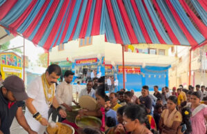 37వ నెల అమావాస్యను పురస్కరించుకుని హోప్ ఫౌండేషన్ ఆధ్వర్యంలో తుల్జాభవాని దేవాలయం వద్ద అన్నప్రసాద పంపిణీ కార్యక్రమం…
