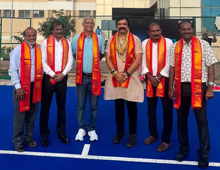Hockey players and representatives at the Gachibowli felicitation