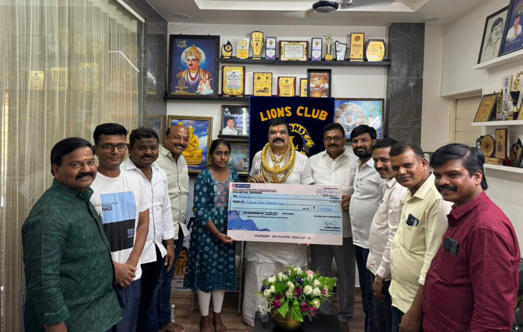 ఇంజనీరింగ్ 4 సంవత్సరం చదువుతున్న  విద్యార్థినికి 25 వేల రుపాయల ఆర్థిక సహయం చేయడం జరిగింది…